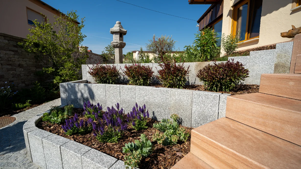 Terrassenbepflanzung stufen